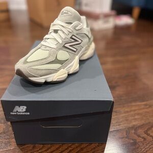 Authentic New Balance 9060 Brand New In Box Never Worn